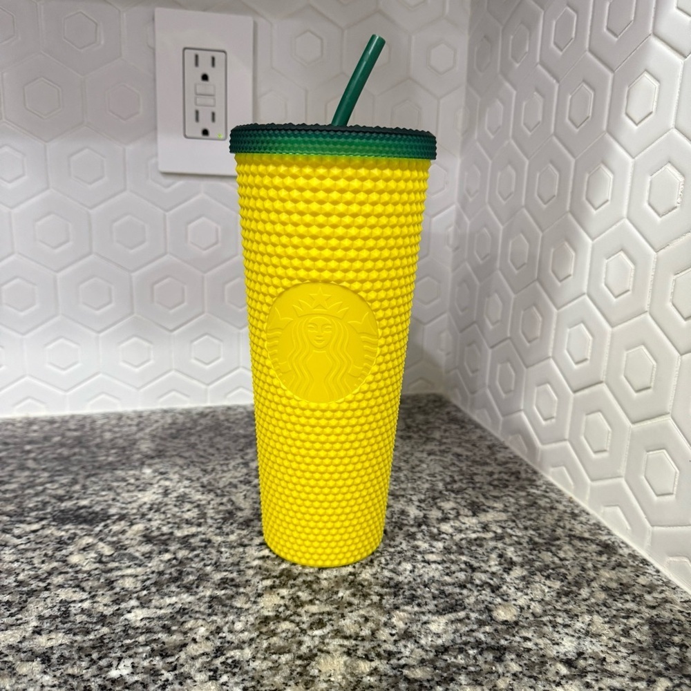 Starbucks Hawaii‎ Studded Pineapple Tumbler